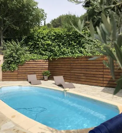 Magnifique De Piscine Et Bbq Proche Cassis, La Ciotat, Circuit Castellet