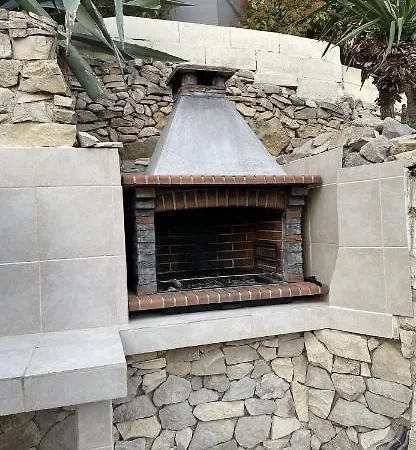 Magnifique De Piscine Et Bbq Proche Cassis, La Ciotat, Circuit Castellet Cuges-les-Pins
